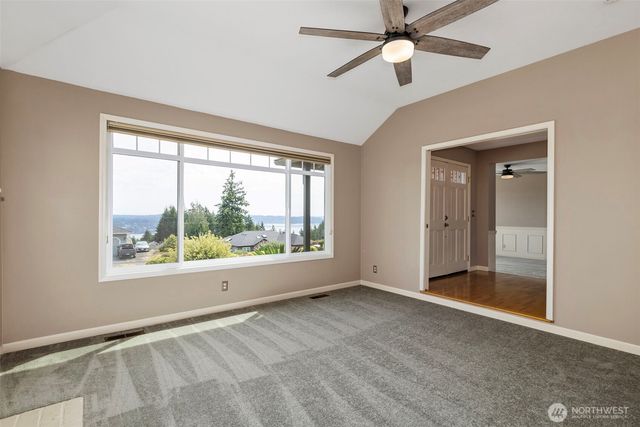 7685 Esther Place NW, Silverdale, WA 98383