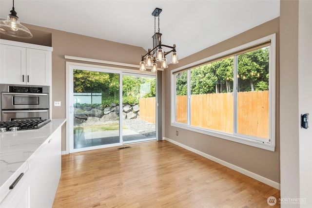 7685 Esther Place NW, Silverdale, WA 98383