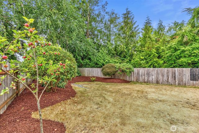 7685 Esther Place NW, Silverdale, WA 98383