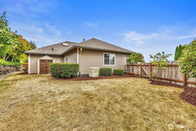 7685 Esther Place NW, Silverdale, WA 98383