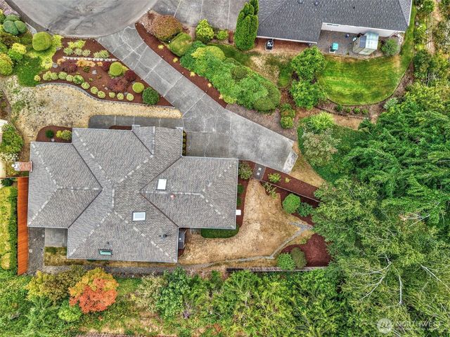 7685 Esther Place NW, Silverdale, WA 98383