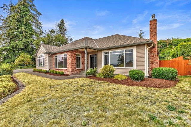 7685 Esther Place NW, Silverdale, WA 98383