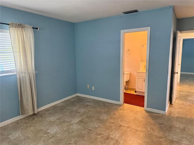 4933 NW 42nd Street, Lauderdale Lakes, FL 33319