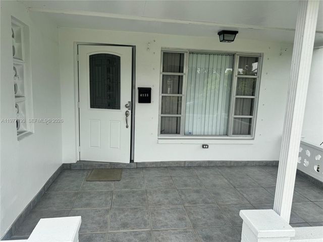 4933 NW 42nd Street, Lauderdale Lakes, FL 33319