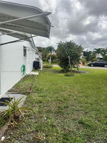 4933 NW 42nd Street, Lauderdale Lakes, FL 33319