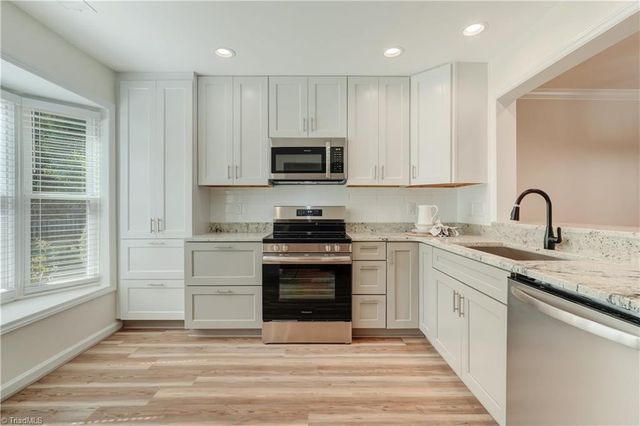 121 Dolley Madison Road B, Greensboro, NC 27410
