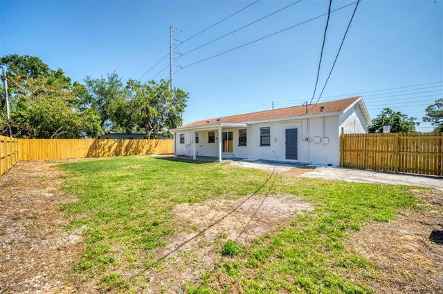 7824 STARKEY ROAD, Seminole, FL 33777