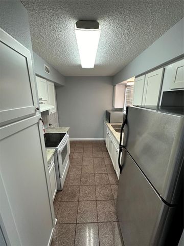 6701 Sands Point Drive 66, Houston, TX 77074