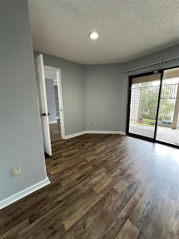 6701 Sands Point Drive 66, Houston, TX 77074