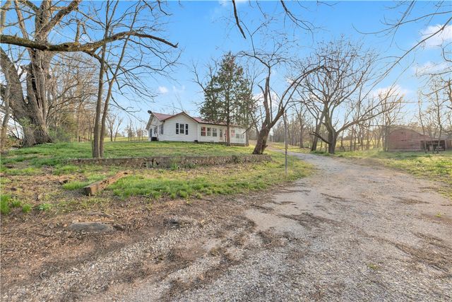 3640 N 48th Street, Springdale, AR 72762