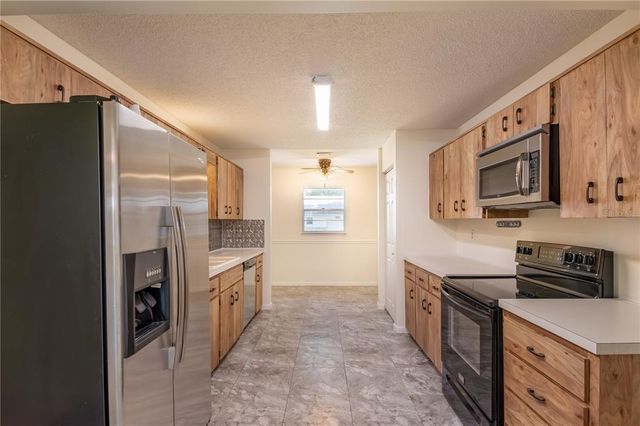 8654 SW 96TH STREET D, Ocala, FL 34481
