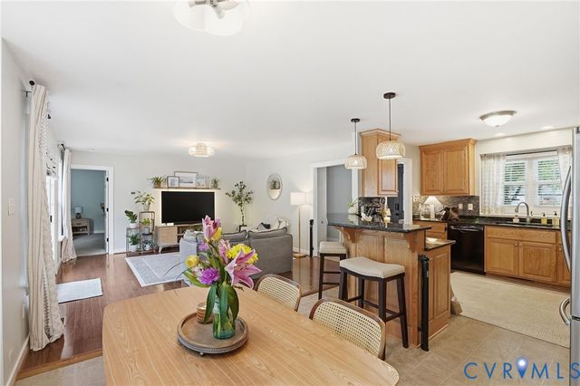 6129 Morning Breeze Dr, Mechanicsville, VA 23111