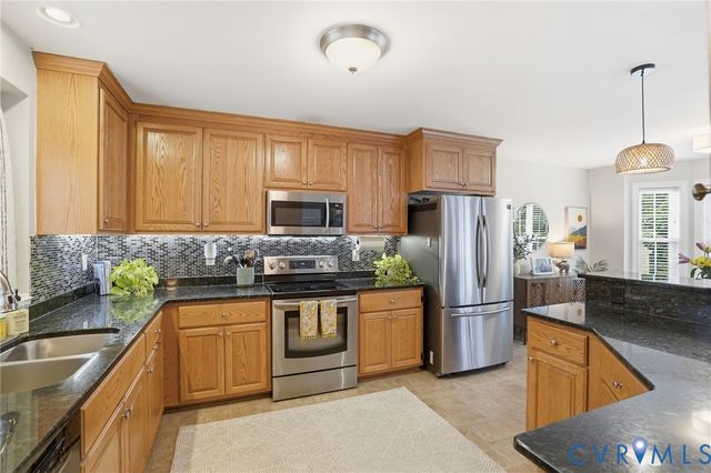 6129 Morning Breeze Dr, Mechanicsville, VA 23111