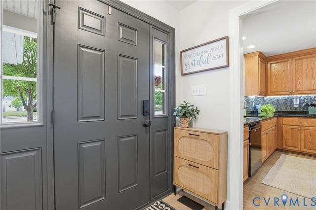 6129 Morning Breeze Dr, Mechanicsville, VA 23111