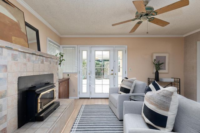 450 W Alluvial Avenue, Clovis, CA 93611