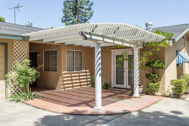 450 W Alluvial Avenue, Clovis, CA 93611