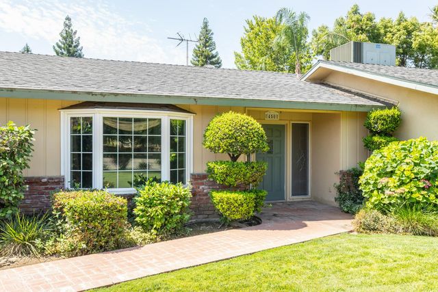 450 W Alluvial Avenue, Clovis, CA 93611