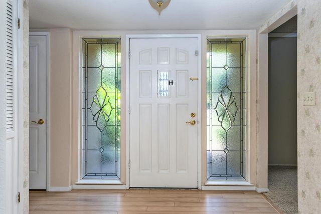 450 W Alluvial Avenue, Clovis, CA 93611