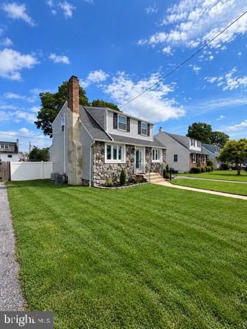432 EDGEWOOD AVE, Folsom, PA 19033