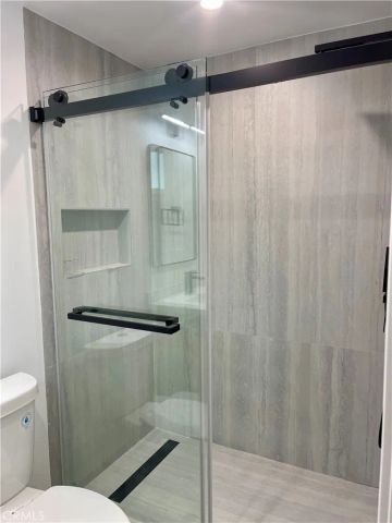 611 W 41st Place, Los Angeles, CA 90037