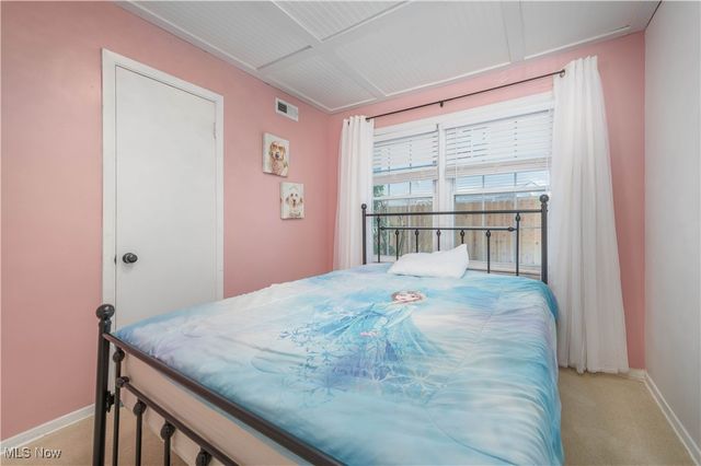 628 Lindbergh Boulevard, Berea, OH 44017