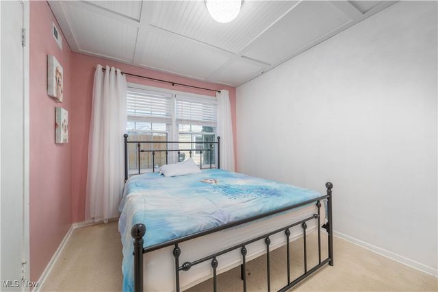 628 Lindbergh Boulevard, Berea, OH 44017