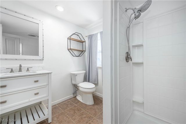 628 Lindbergh Boulevard, Berea, OH 44017