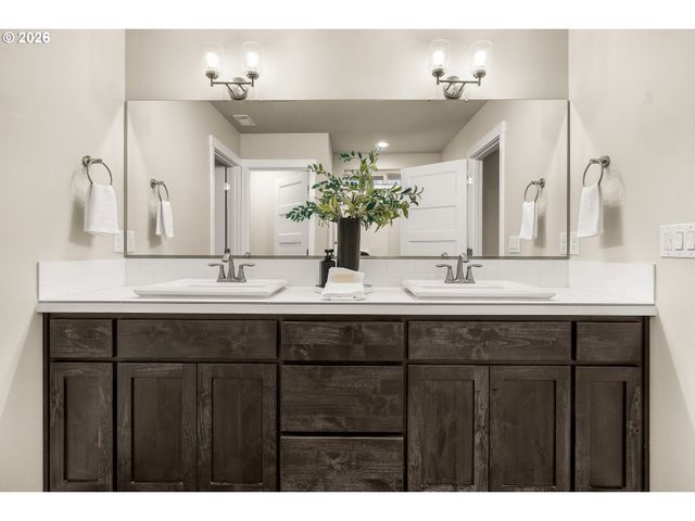 8605 Ne 70TH Cir, Vancouver, WA 98662