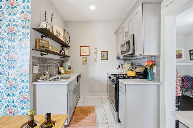 339 E Dixie SE Avenue, Marietta, GA 30060