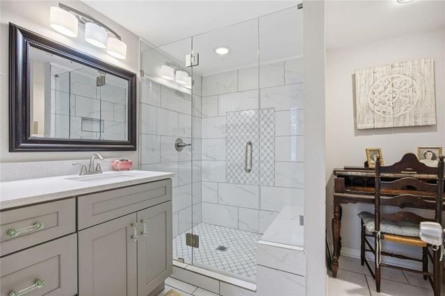 339 E Dixie SE Avenue, Marietta, GA 30060