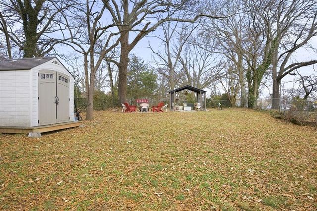 339 E Dixie SE Avenue, Marietta, GA 30060