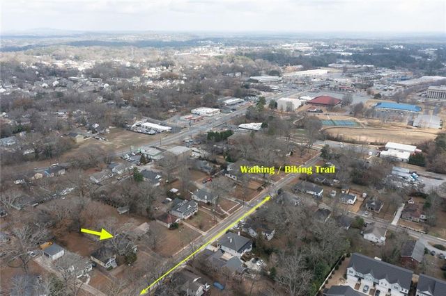 339 E Dixie SE Avenue, Marietta, GA 30060