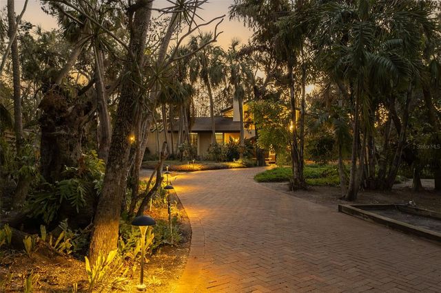 5112 JUNGLE PLUM ROAD, Sarasota, FL 34242