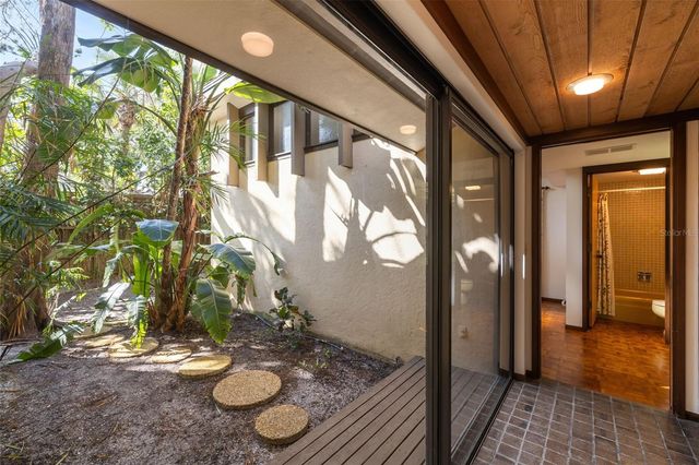 5112 JUNGLE PLUM ROAD, Sarasota, FL 34242