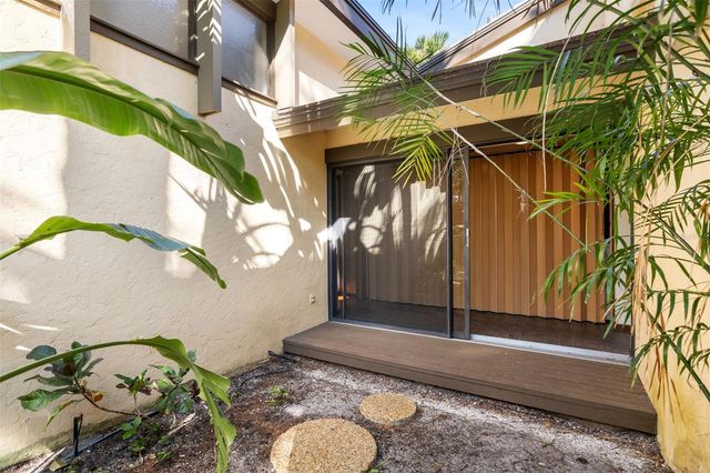 5112 JUNGLE PLUM ROAD, Sarasota, FL 34242