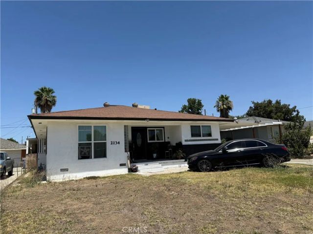2134 Sacramento, Bakersfield, CA 93305