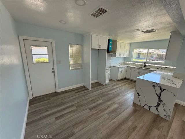 2134 Sacramento, Bakersfield, CA 93305