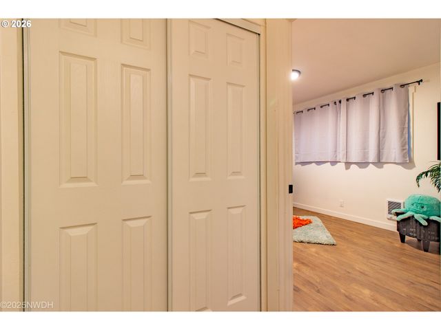 1682 HEMLOCK St, Eugene, OR 97404