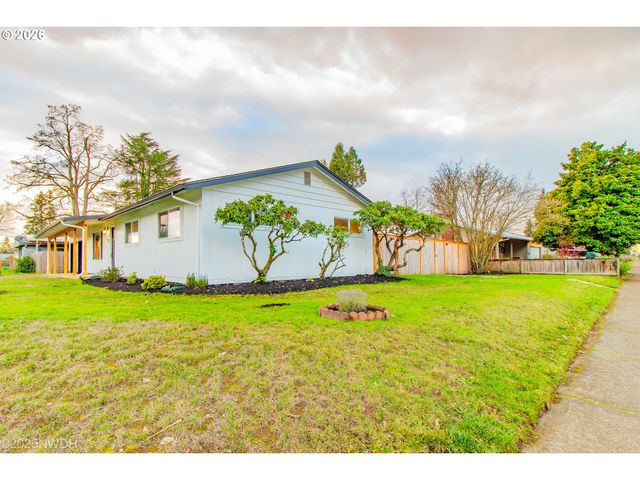 1682 HEMLOCK St, Eugene, OR 97404