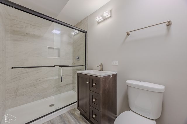 6967 Hemlock Street, Hanover Park, IL 60133