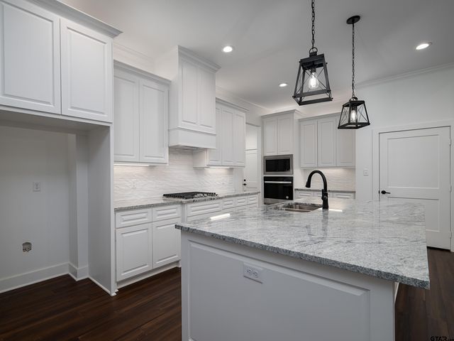 12293 Cindy Court, Bullard, TX 75757
