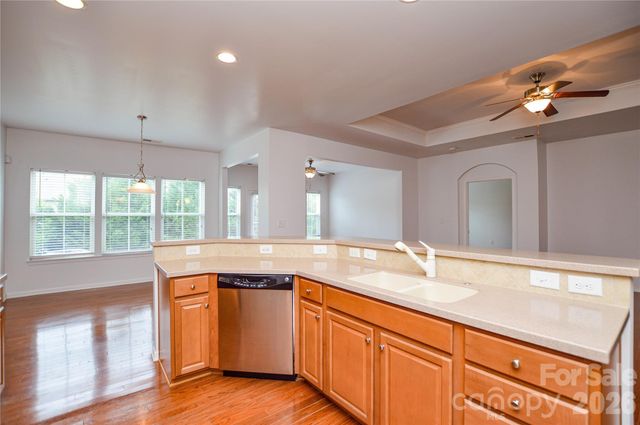 6720 Eastfield Park Drive, Charlotte, NC 28269