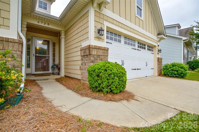 6720 Eastfield Park Drive, Charlotte, NC 28269