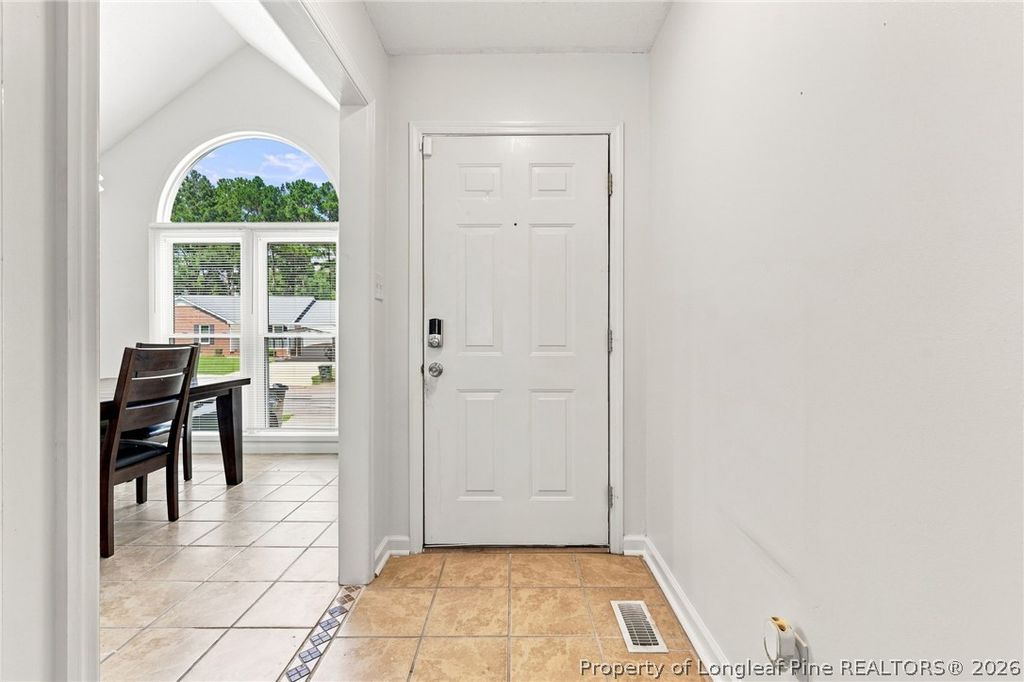 1162 Butterwood Circle, Fayetteville, NC 28314 — photo 4