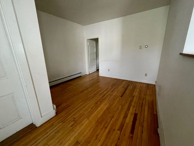 160 Route 25C, Piermont, NH 03579