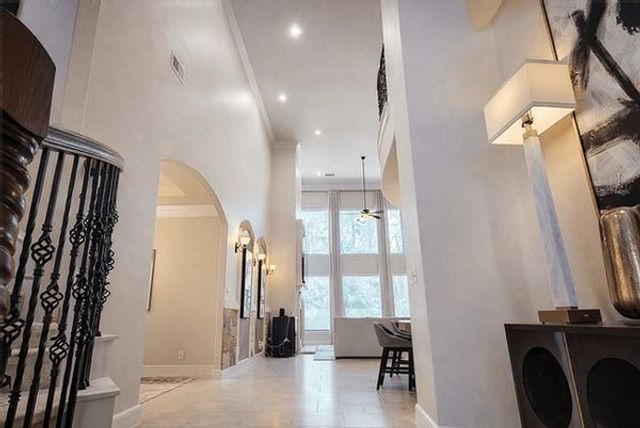 43 W Loftwood Circle, The Woodlands, TX 77382