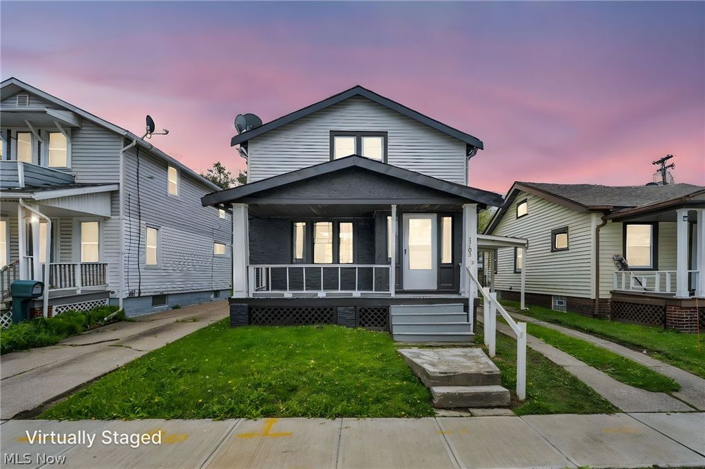 1703 Crestline Avenue, Cleveland, OH 44109