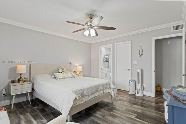 120 Golden Isles Drive 23B, Hallandale Beach, FL 33009