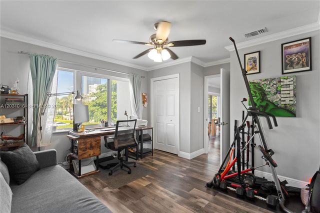 120 Golden Isles Drive 23B, Hallandale Beach, FL 33009