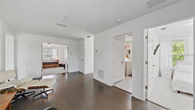 2587 TEMPLE STREET, Sarasota, FL 34239